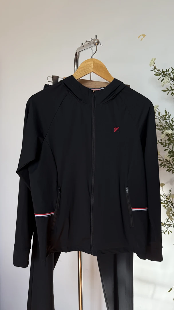 舒适弹力运动套装