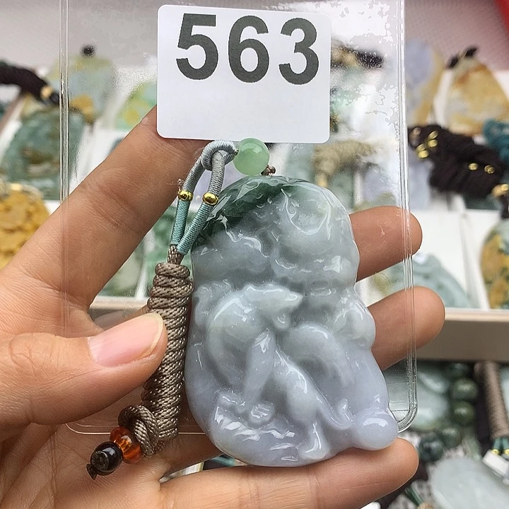 翡翠颈饰未镶嵌z****f翡翠