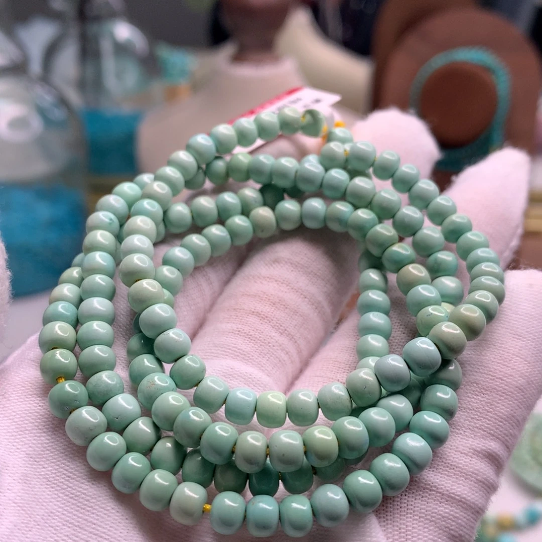 绿松石未镶嵌饰品