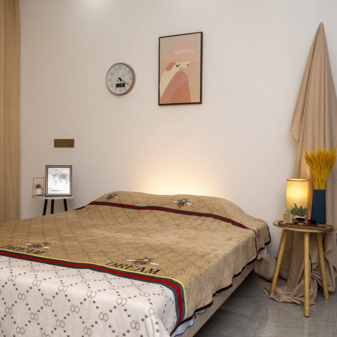 轻奢蜜蜂高定款云毯2.0*2.3