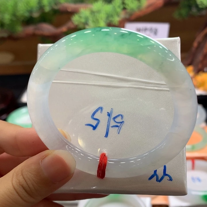 翡翠手镯未镶嵌27号