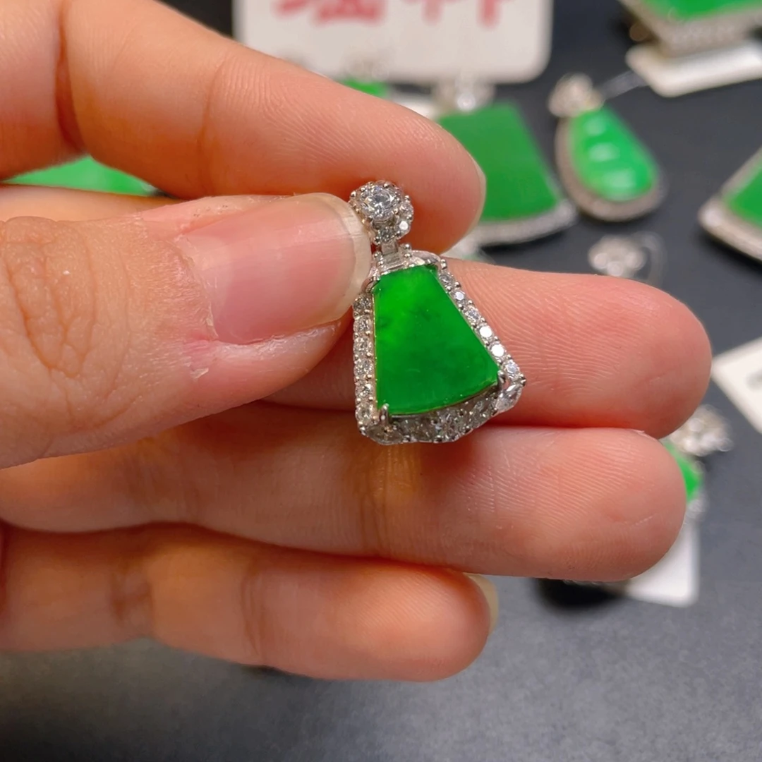 翡翠银S925镶嵌颈饰