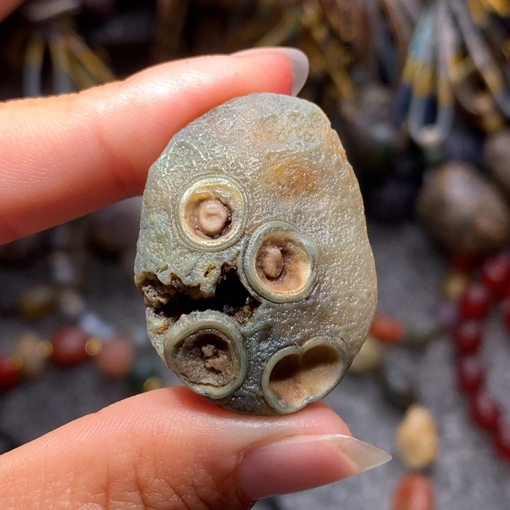 玛瑙/玉髓未镶嵌珠宝半成品