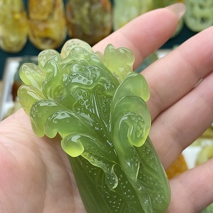 蛇纹石玉未镶嵌颈饰绿冰精品手把