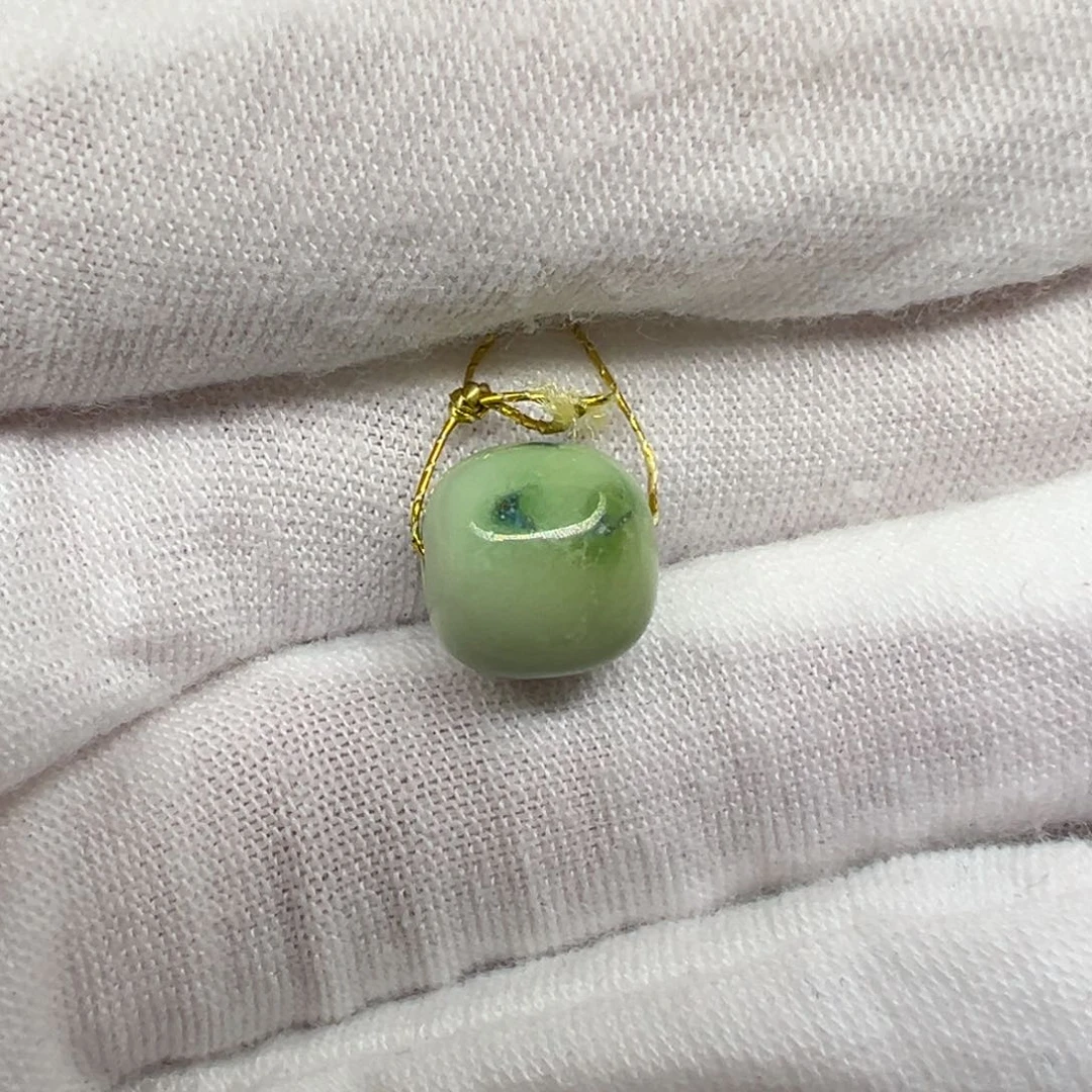 绿松石未镶嵌配饰直径9.8