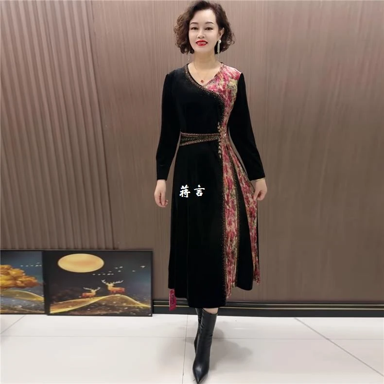 高贵气质妈妈收腰连衣裙秋冬中年妈妈洋气大码假两件丝绒长裙290