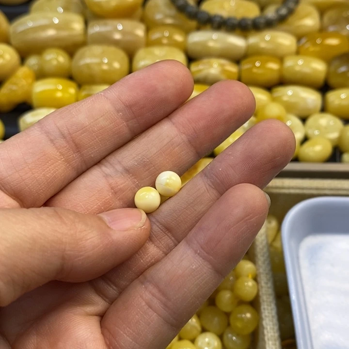 随***意未镶嵌琥珀裸石原矿琥珀蜜蜡配饰