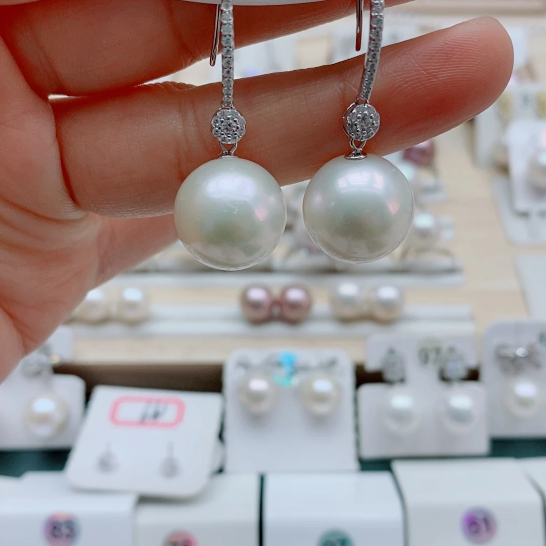 女***予淡水珍珠颈饰银S925镶嵌