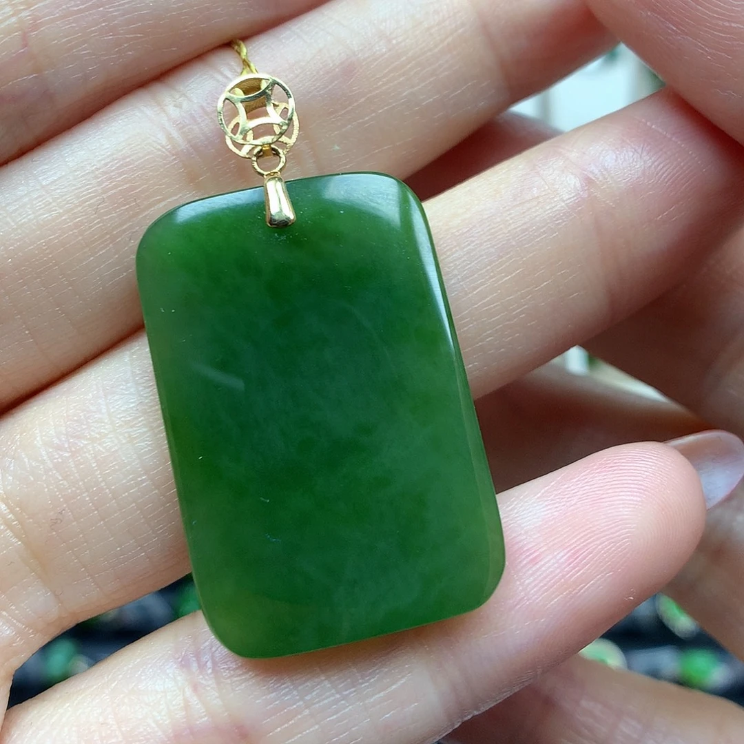 和田玉18K金镶嵌颈饰2030