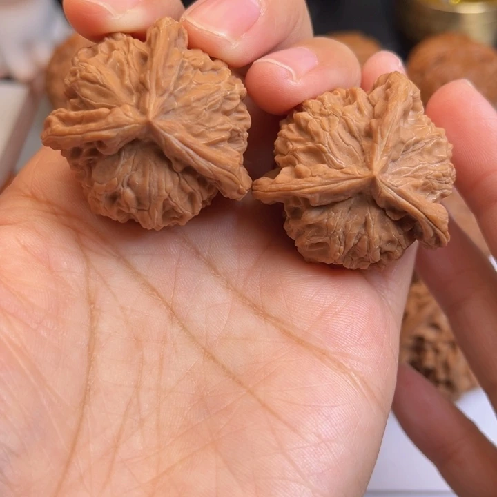 木质类文玩核桃盘山三棱37