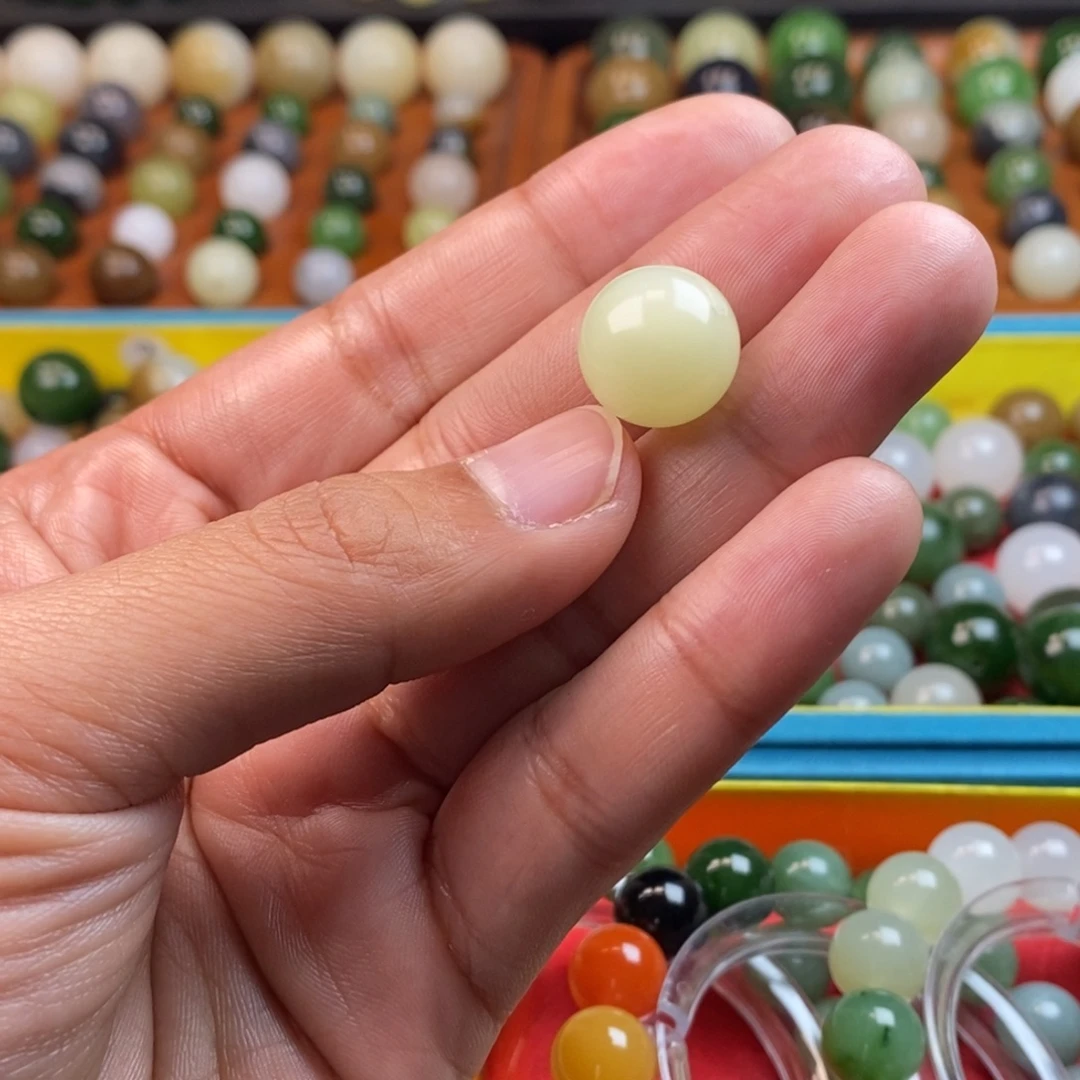 和田玉未镶嵌珠宝奇石卡14黄口y棉