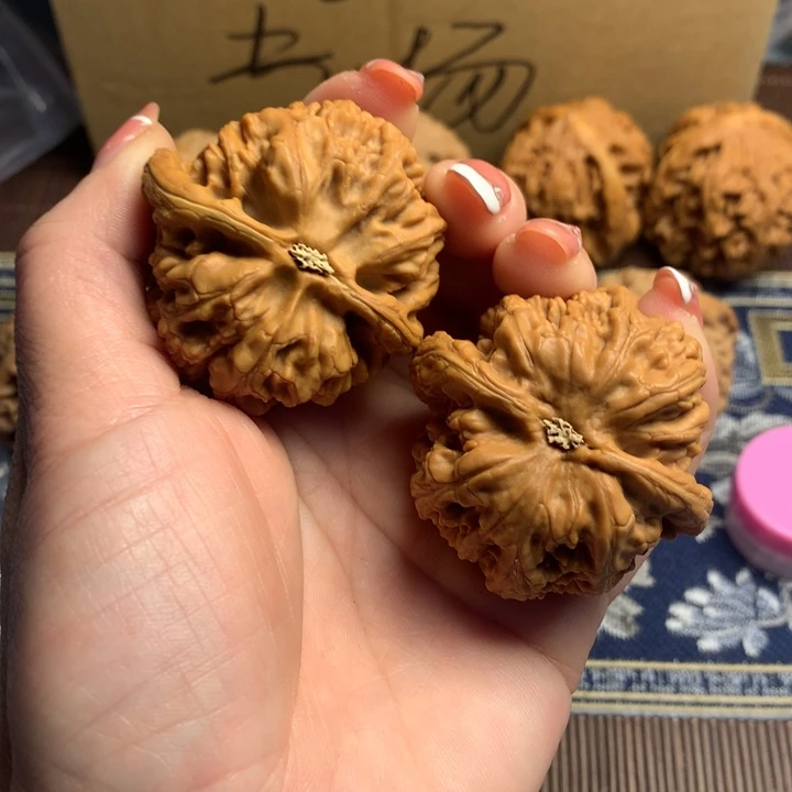 吊坠文玩核桃五**陈粗筋