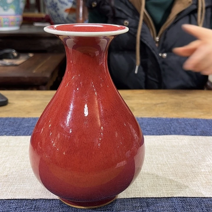 瓶瓷霁红秞玉壶春瓶