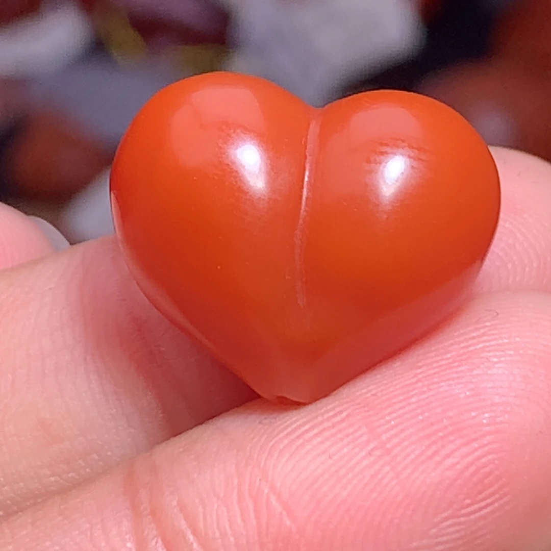 南红玛瑙未镶嵌珠宝半成品屁桃