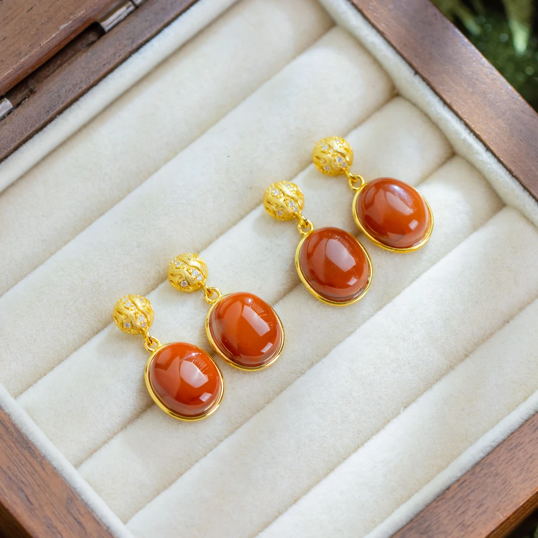 S925银镶嵌南红大蛋面拉丝耳钉（多样性发货 发其一）