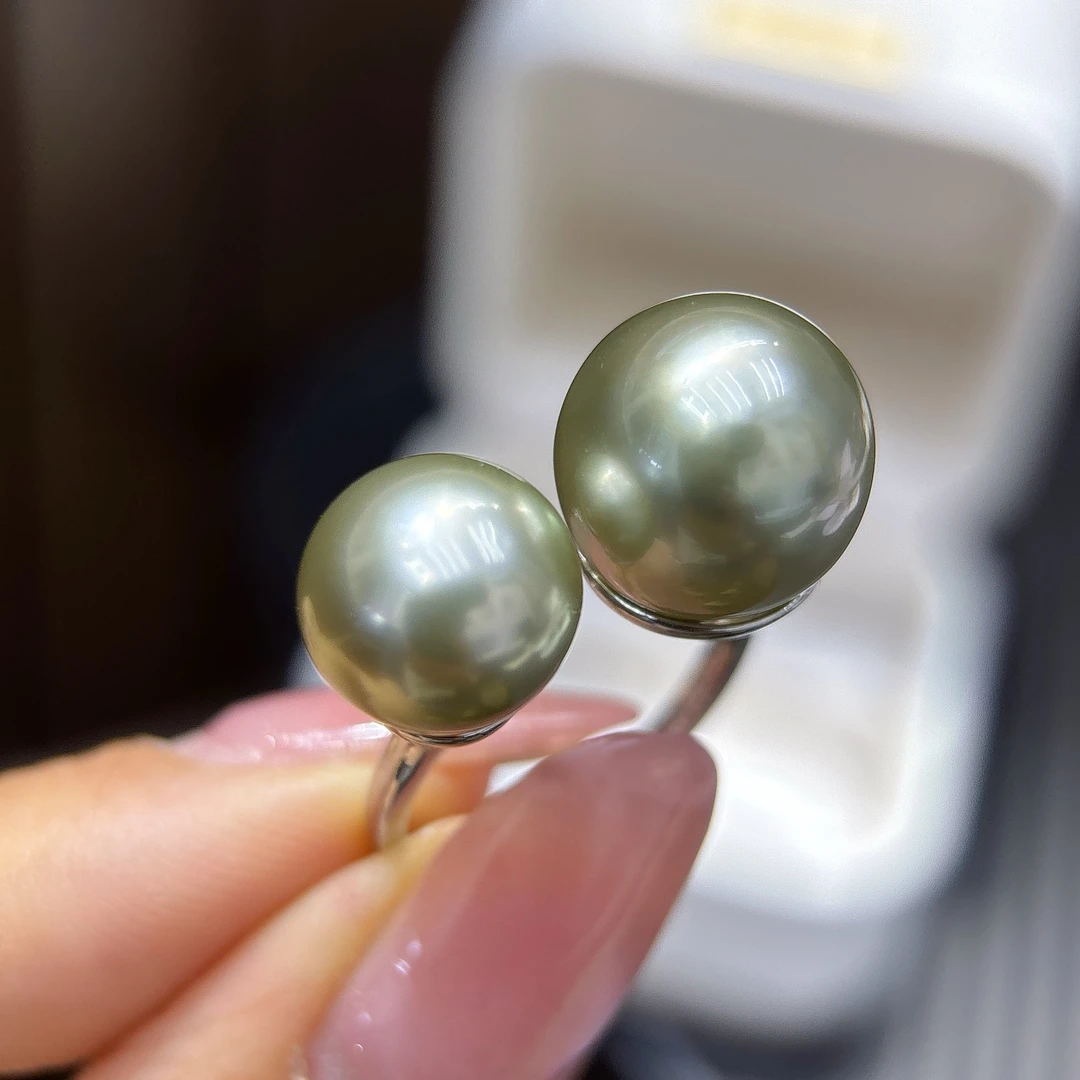 稀有青草绿 11+13.1MM大溪地黑珍珠戒指 近圆微瑕 14以上圈号可调