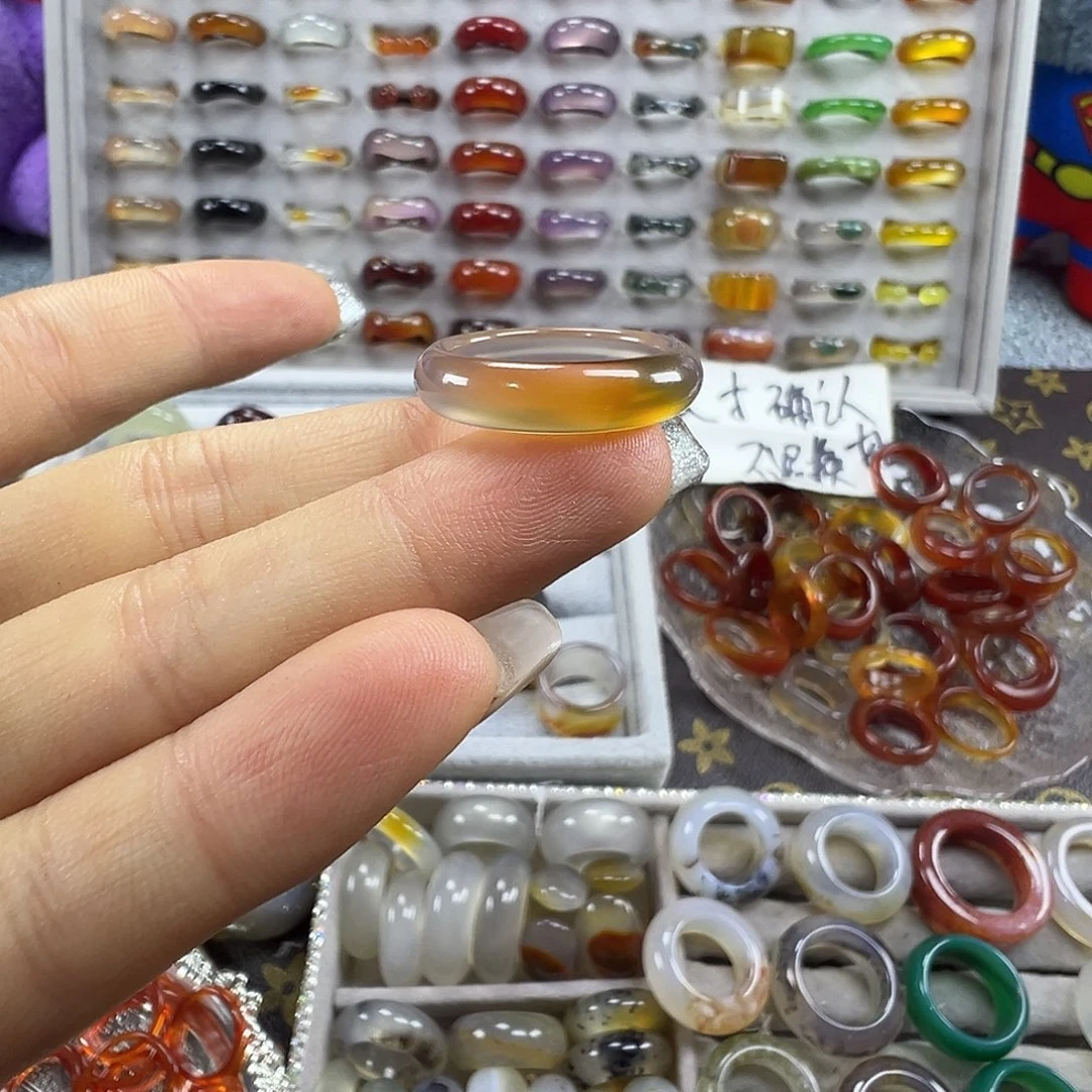 玛瑙/玉髓未镶嵌戒圈B1不退换18.8港20