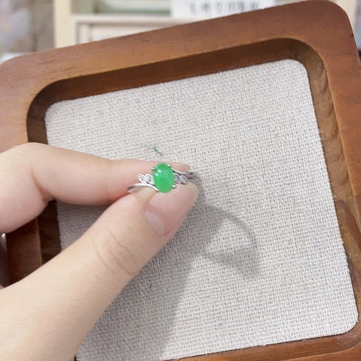 翡翠未镶嵌颈饰天然翡翠Ａ货