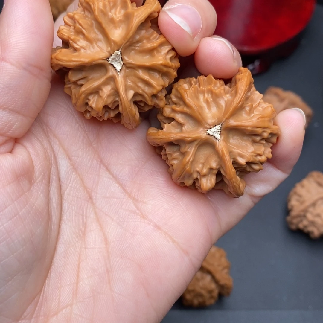 文玩核桃盘山三棱修尖打底37