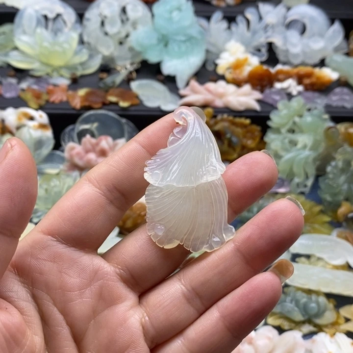蛇纹石玉合金颈饰