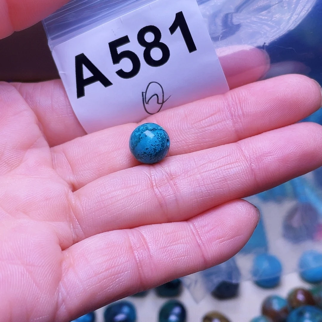 十堰原生态绿石头特色手工配饰