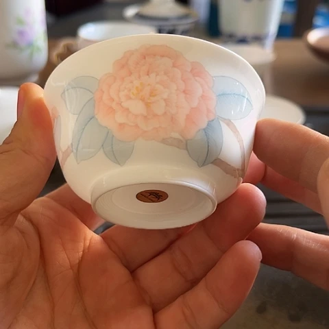 瓷其他手绘大球泥杯一个