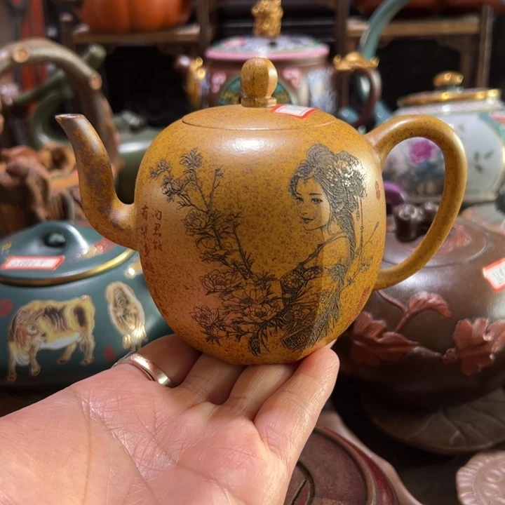 紫砂茶壶紫砂壶收藏起来吧