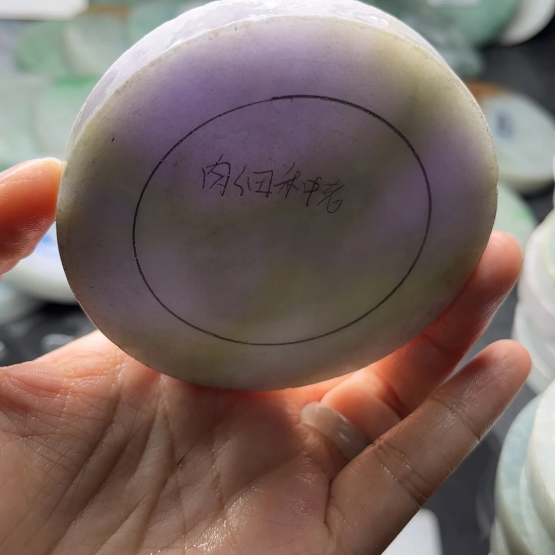 定制翡翠未镶嵌翡翠手镯