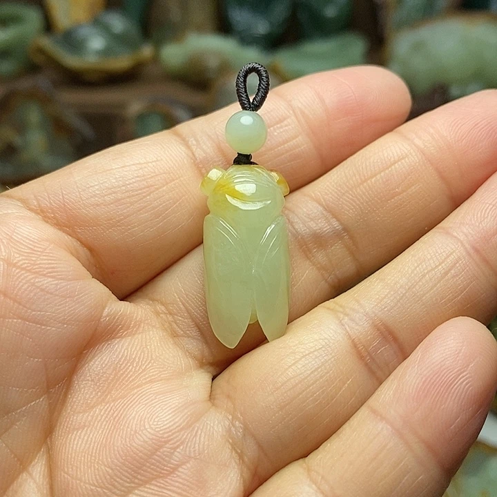 岫岩河磨玉（透闪石质玉）未镶嵌颈饰
