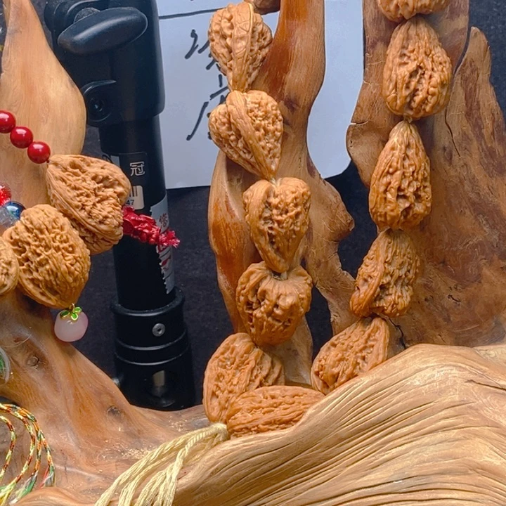 啊***吧文玩核桃吊坠南疆石