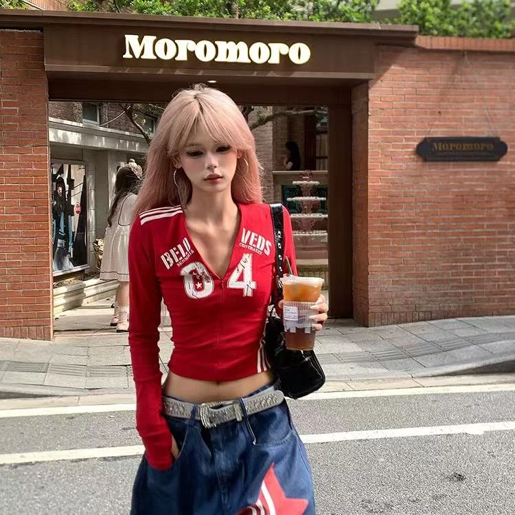 美式复古数字印花V领长袖T恤女辣妹修身显瘦正肩打底衫网红洋气红