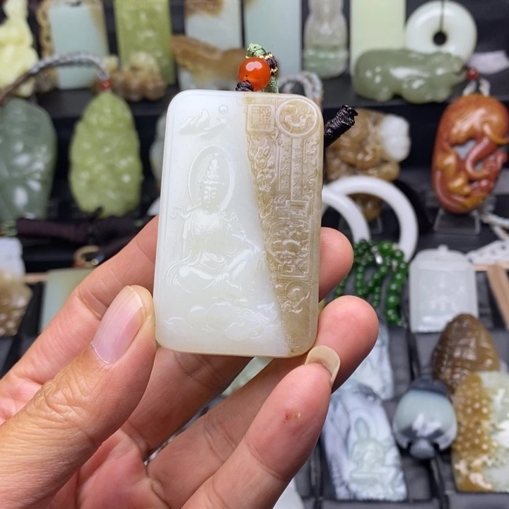 和田玉未镶嵌颈饰