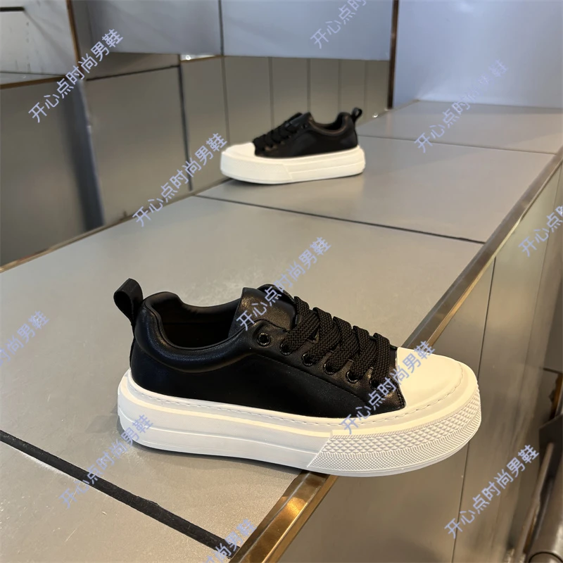 小白鞋男款白色小众百搭板鞋秋季新款男士经典时尚休闲鞋厚底增高