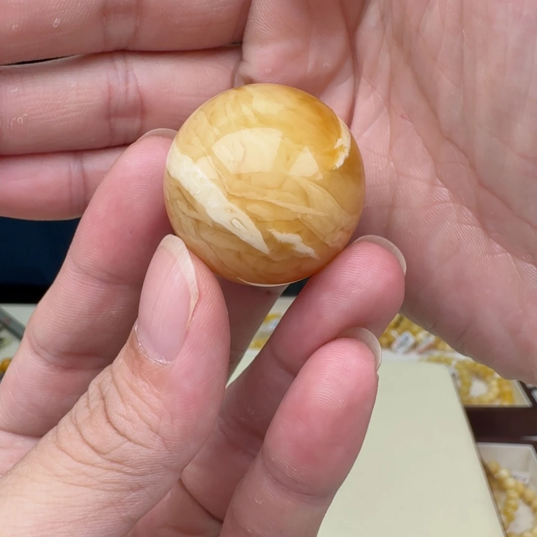 是***吖琥珀未镶嵌手链蜜蜡手串