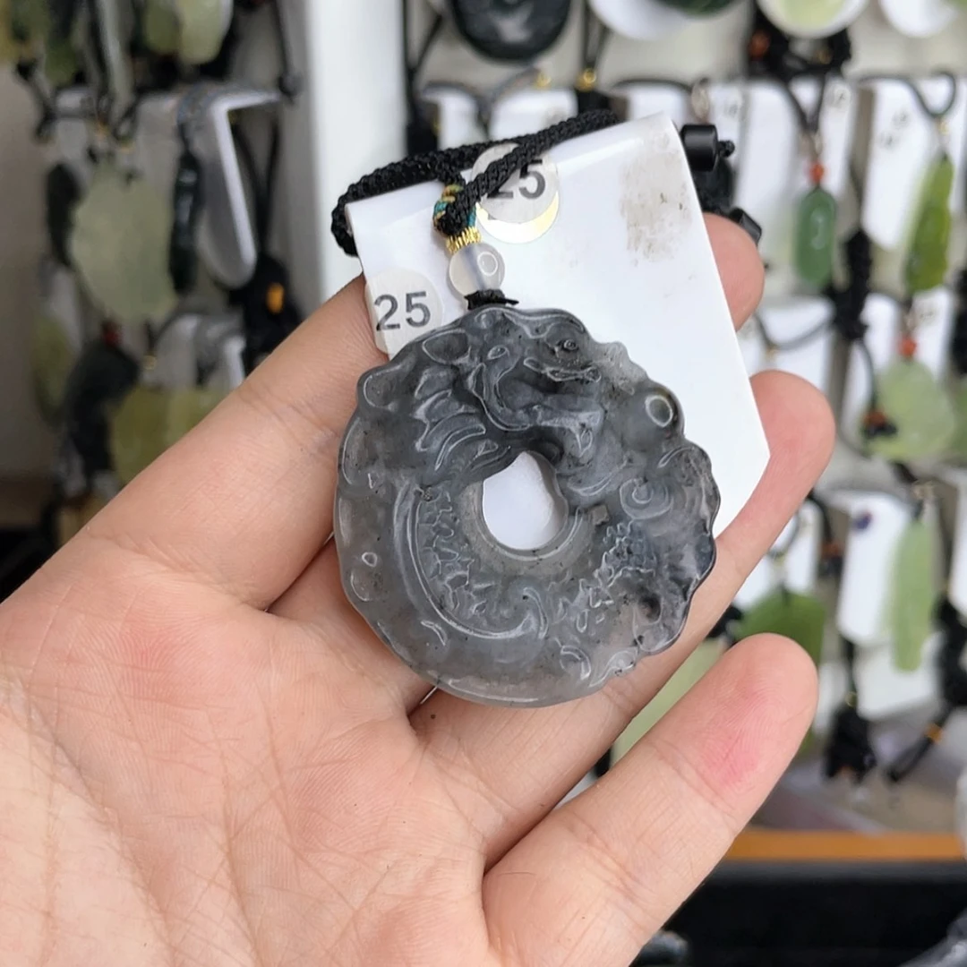 【闪购商品】岫玉未镶嵌颈饰小****美龙