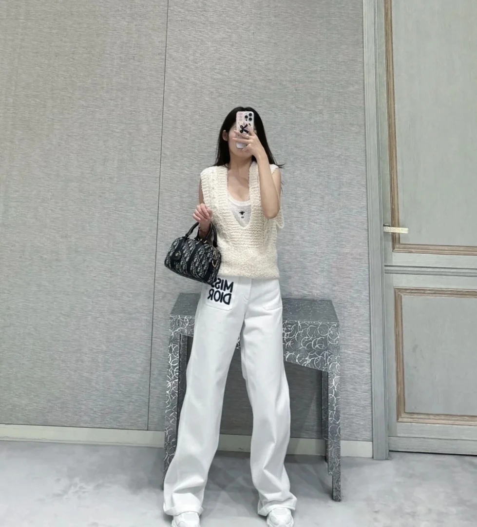 全新未使用 DIOR/迪奥 24秋冬 老钱风百搭奶油白针织背心 38码