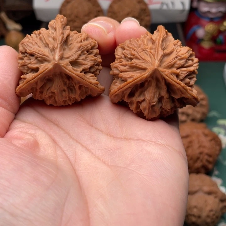 【闪购商品】把件文玩核桃40全品盘龙纹奔