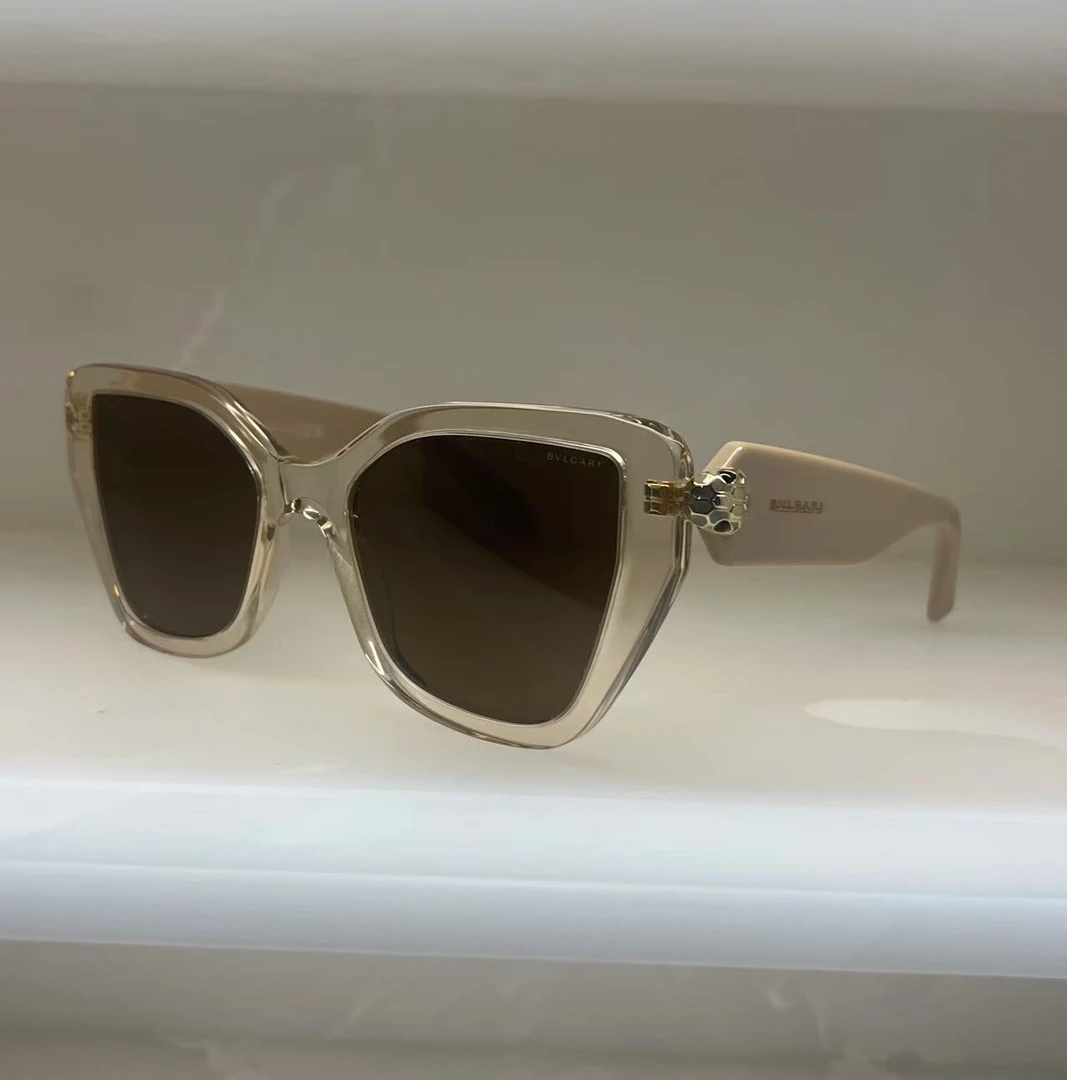 全新未使用 BVLGARI/宝格丽 /GG/新款透明边框蛇头墨镜BV40033I