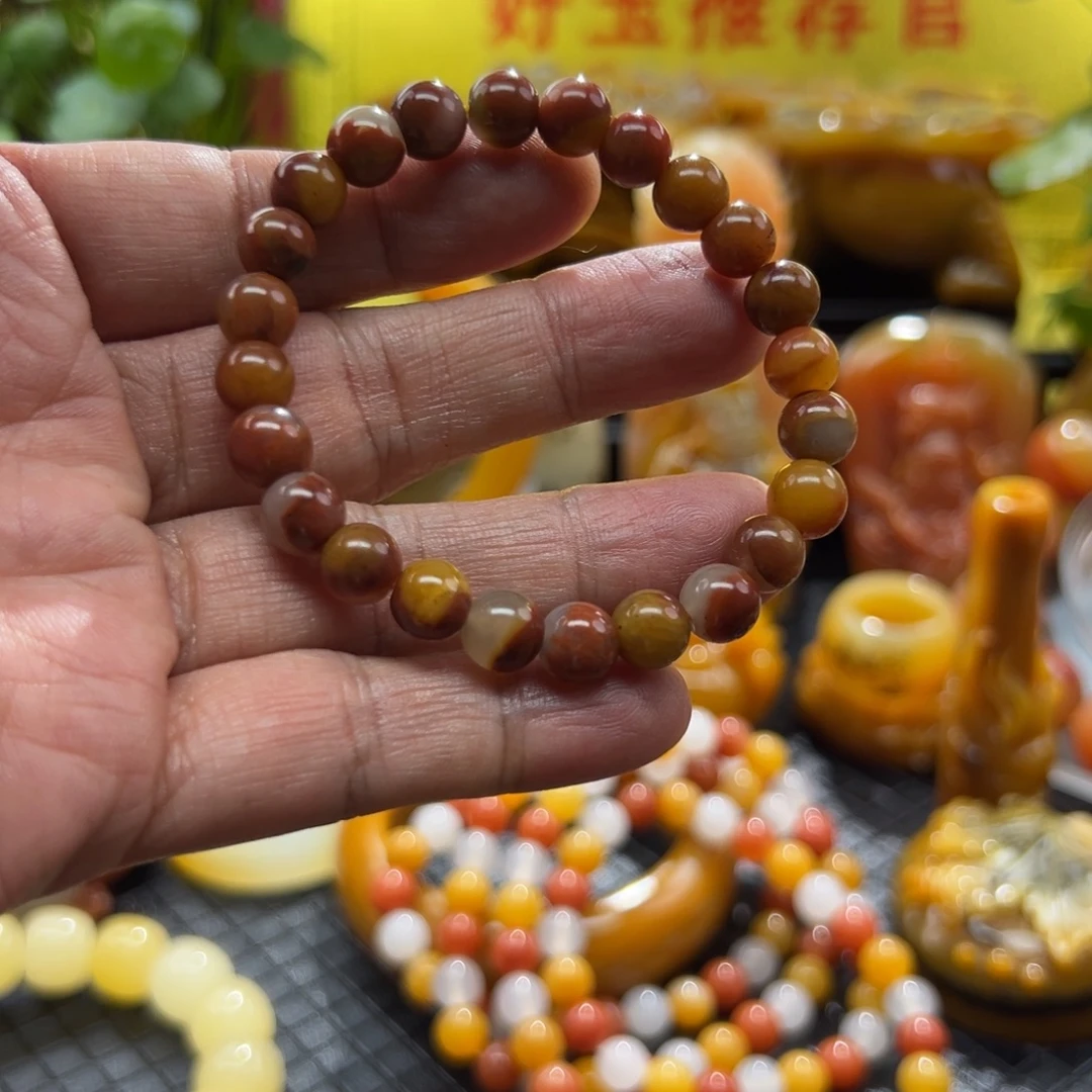 石英质玉未镶嵌颈饰