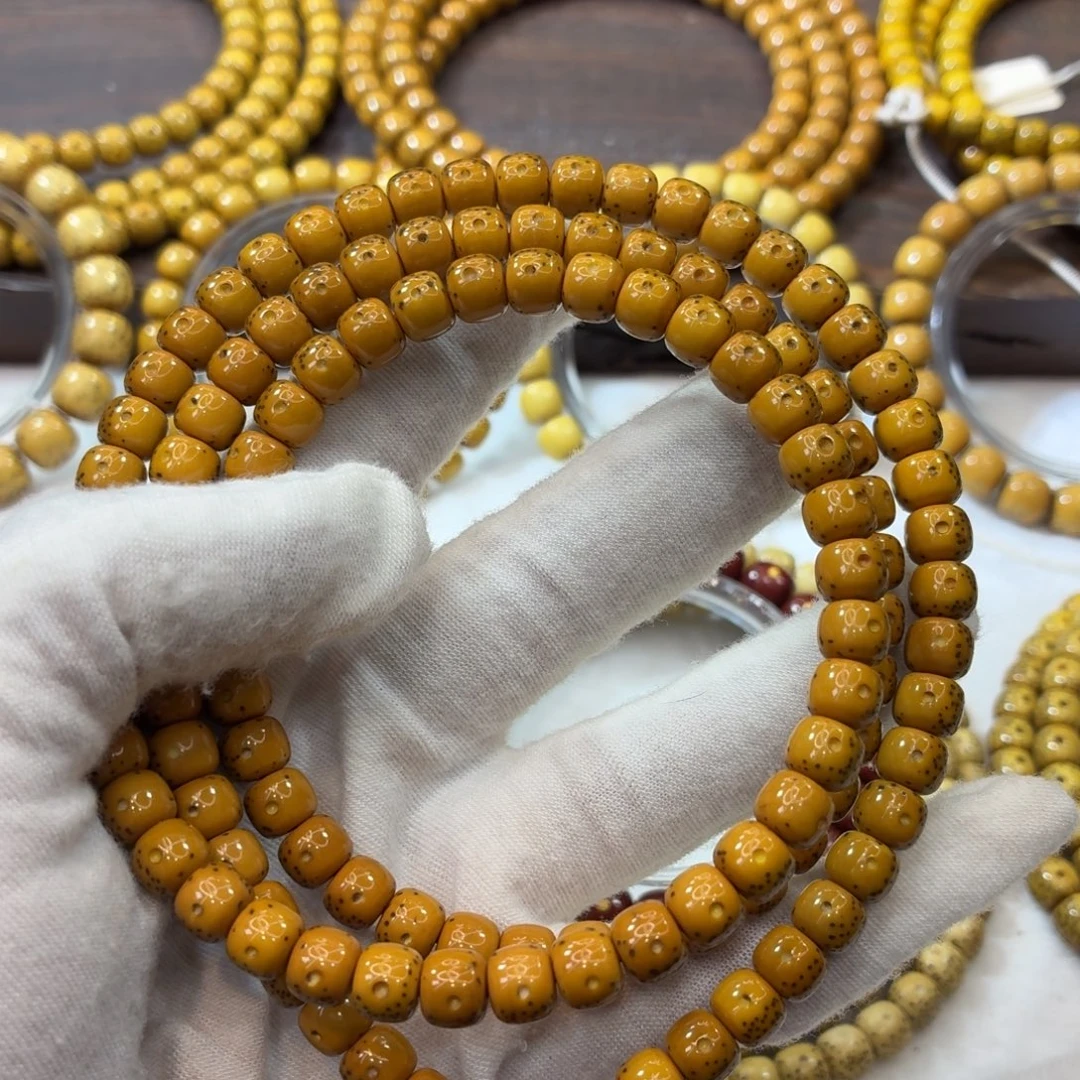 吊坠星月菩提7.5x6.5通体108