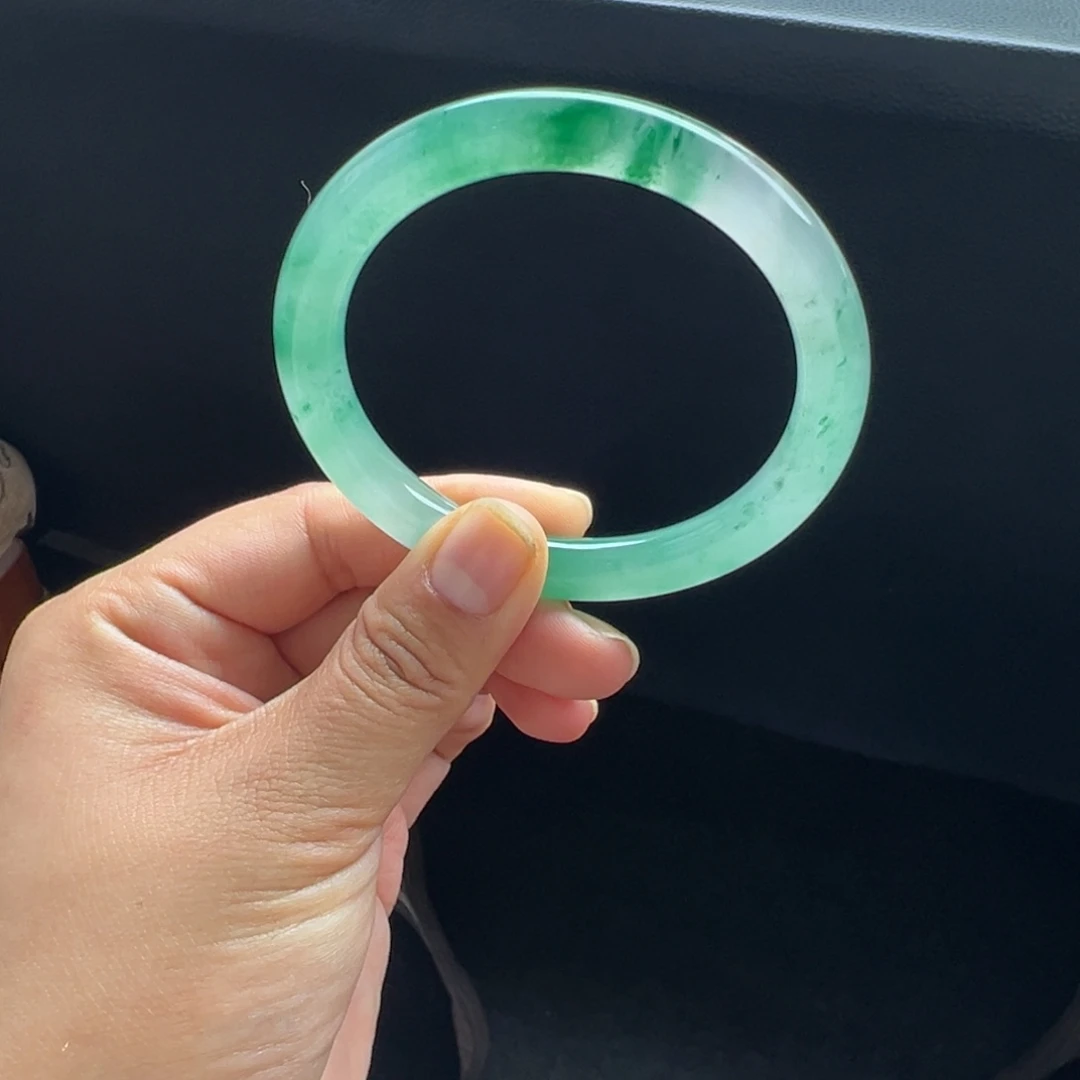 石英质玉未镶嵌手镯非洲翠5758