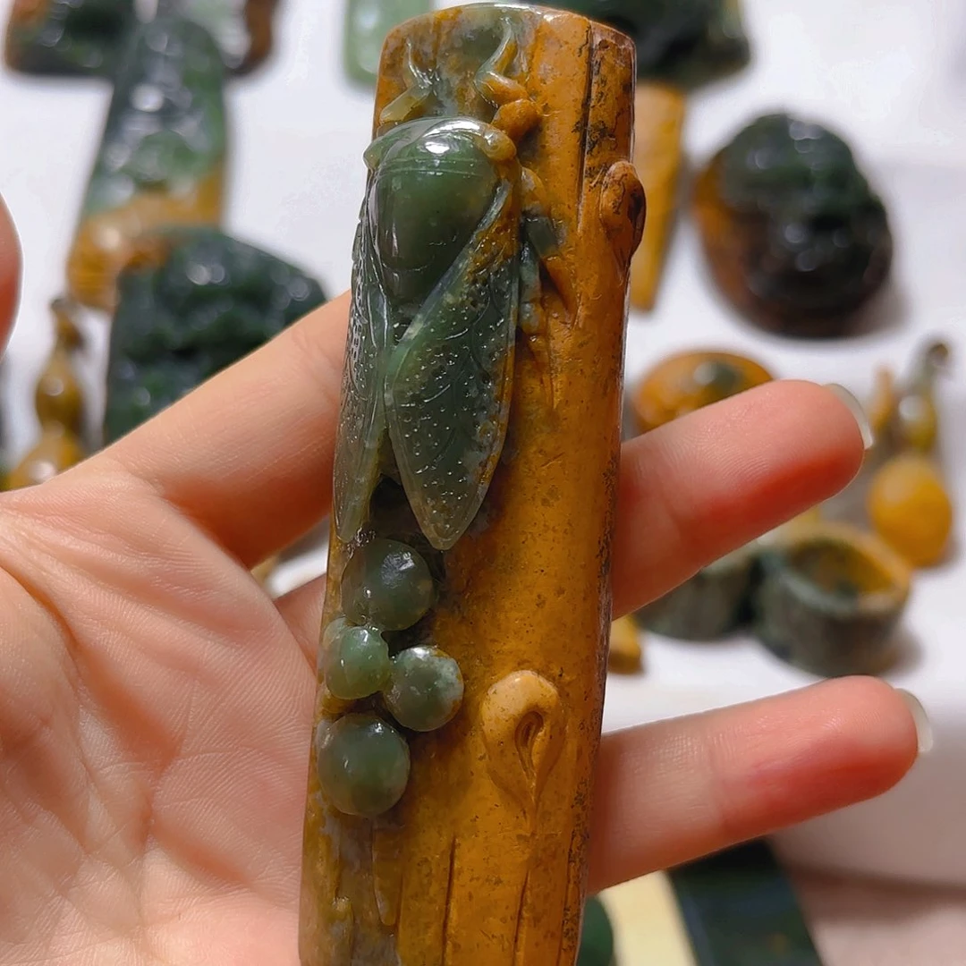 岫岩河磨玉（透闪石质玉）挂件未镶嵌