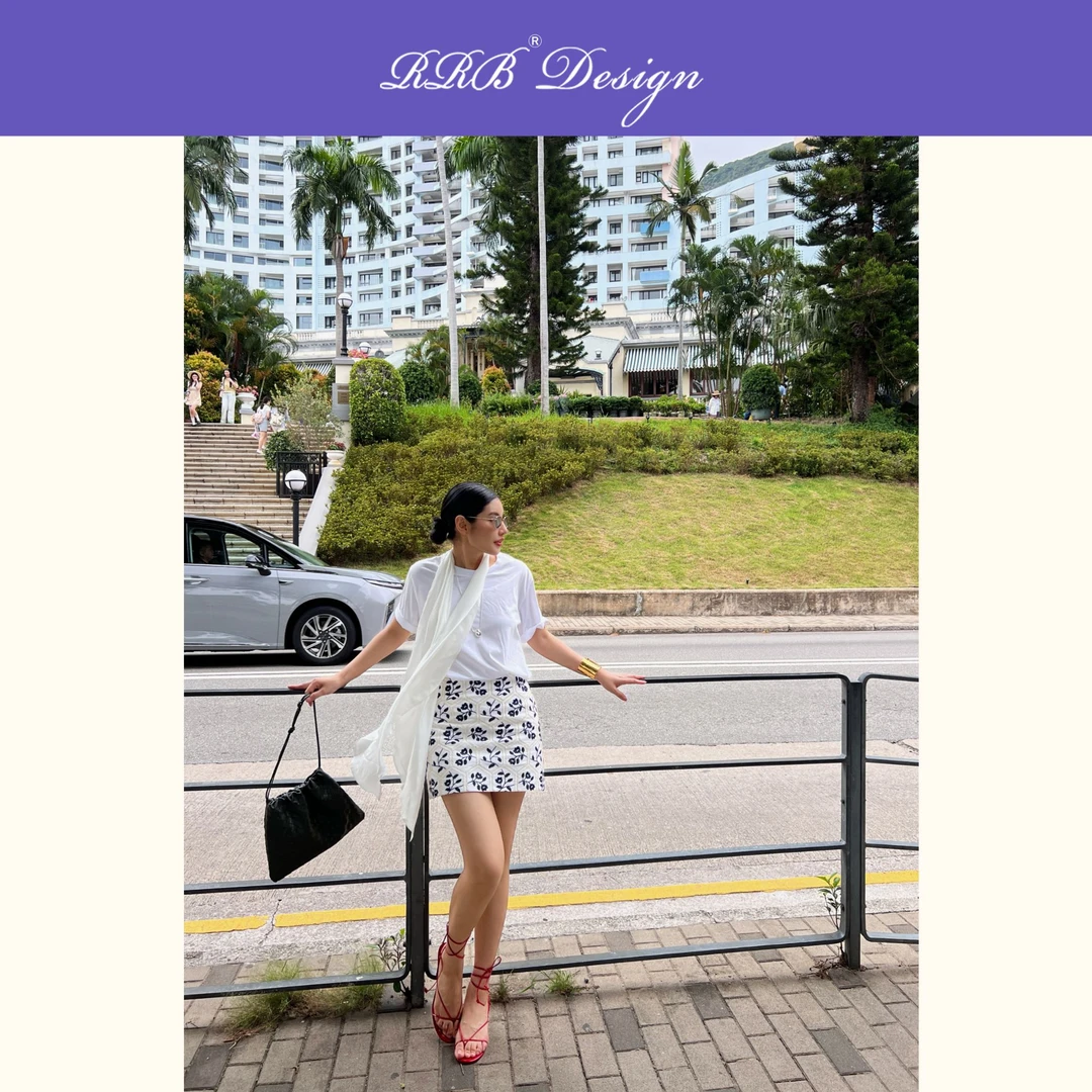 RRB Design「回归自然」修身菱形格刺绣花朵不规则半身裙气质短裙