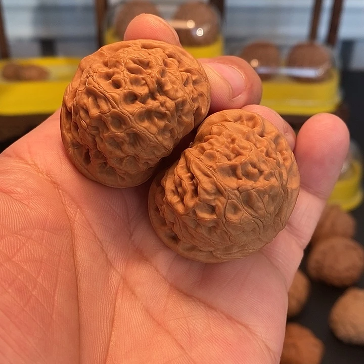 吊坠文玩核桃41尺，宫灯