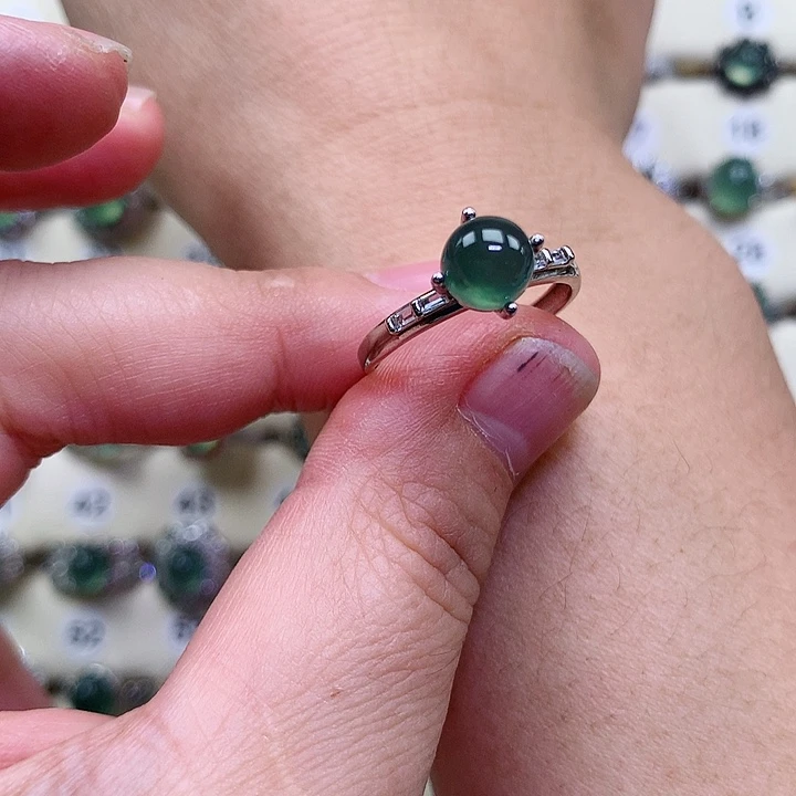 蛇纹石玉戒指银S925镶嵌知**乐