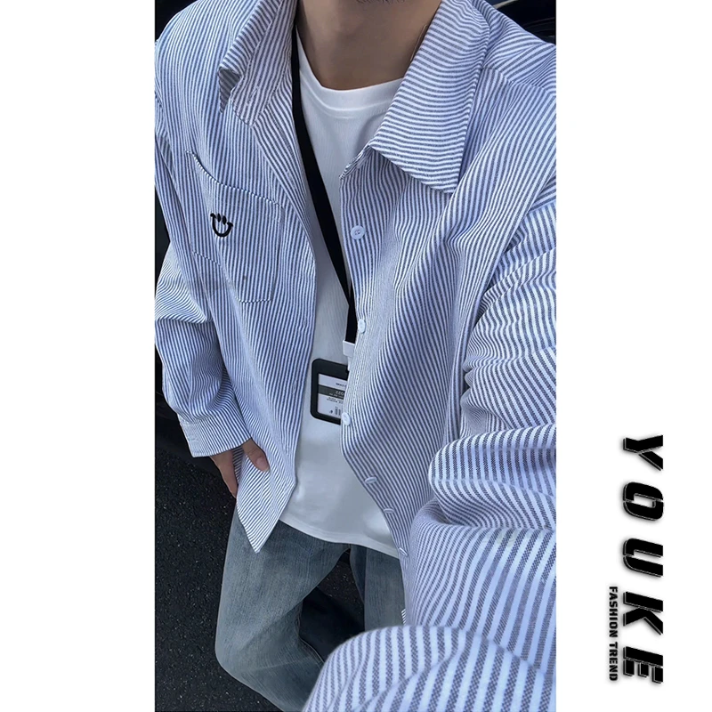 蓝色条纹衬衫男生秋季新款潮流笑脸刺绣长袖衬衣青少年情侣装外套