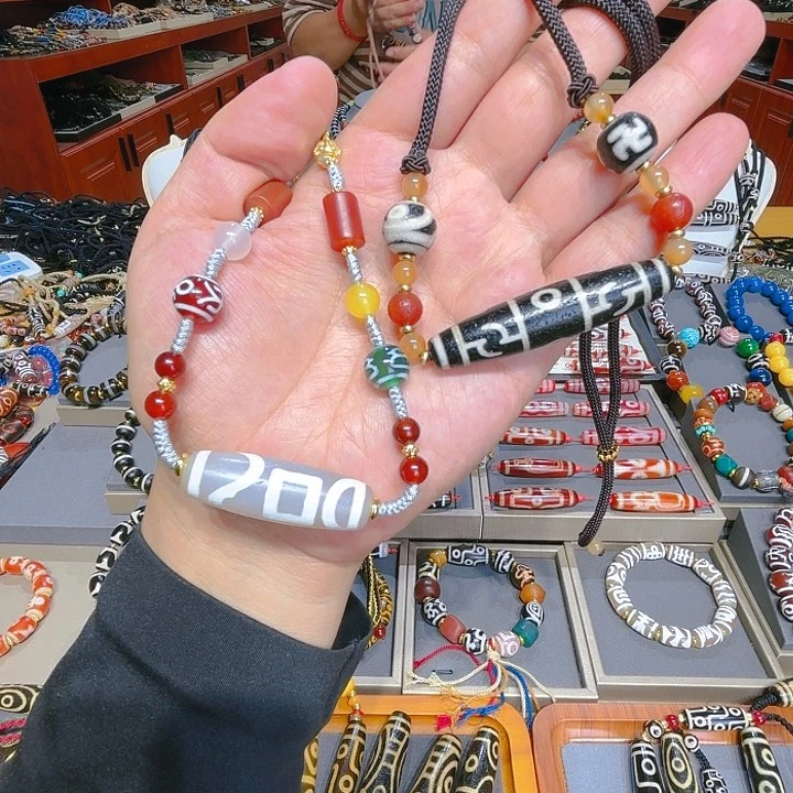 未镶嵌玛瑙/玉髓珠宝奇石