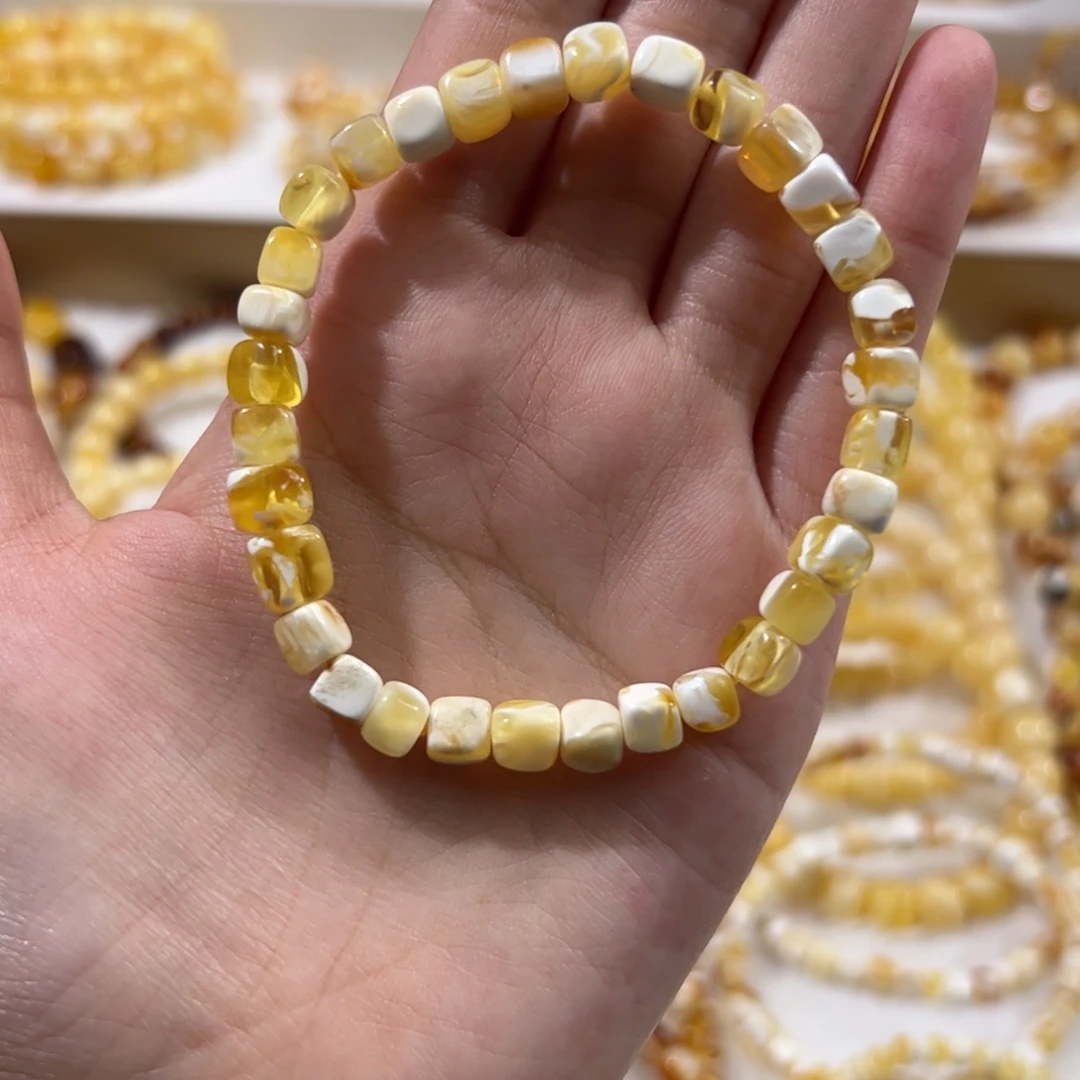 琥珀未镶嵌珠宝奇石金瓷白方糖手串