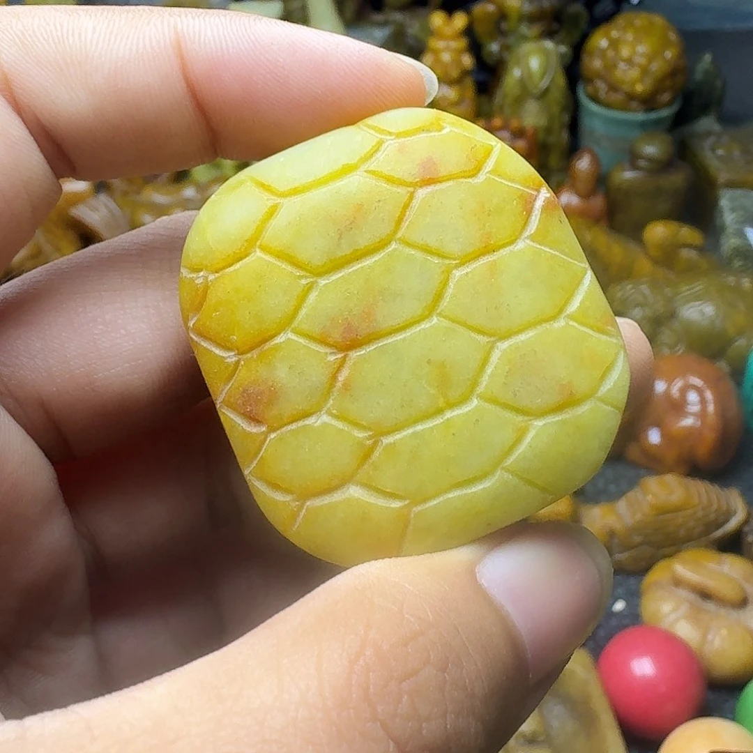 白玉菩提吊坠。。。