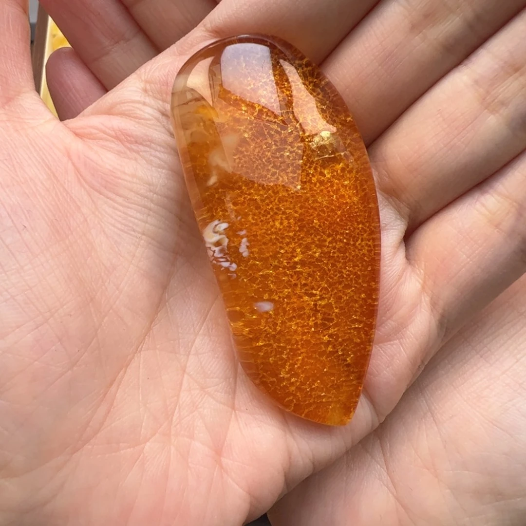 未镶嵌琥珀裸石蜜蜡